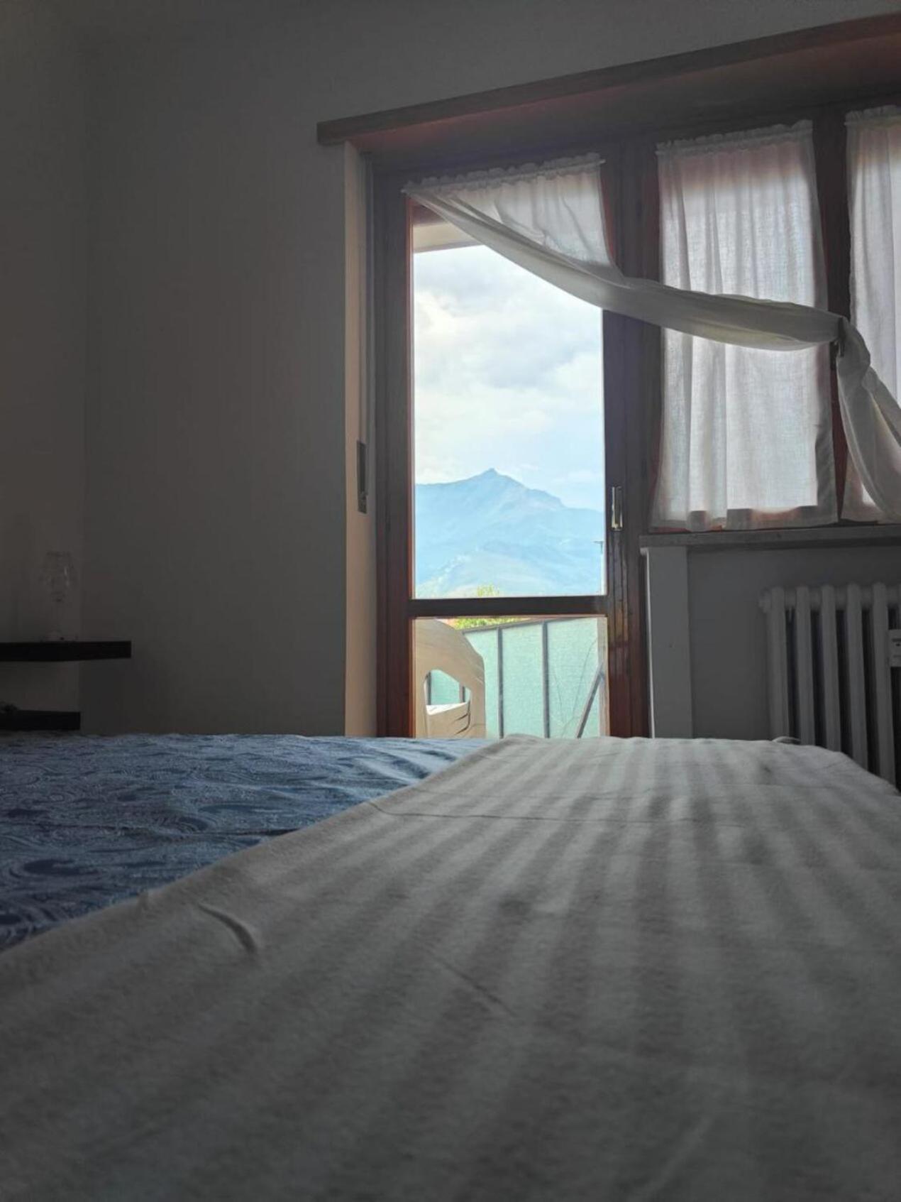 Casa Con Terrazzo E Vista Apartman Chiomonte Kültér fotó